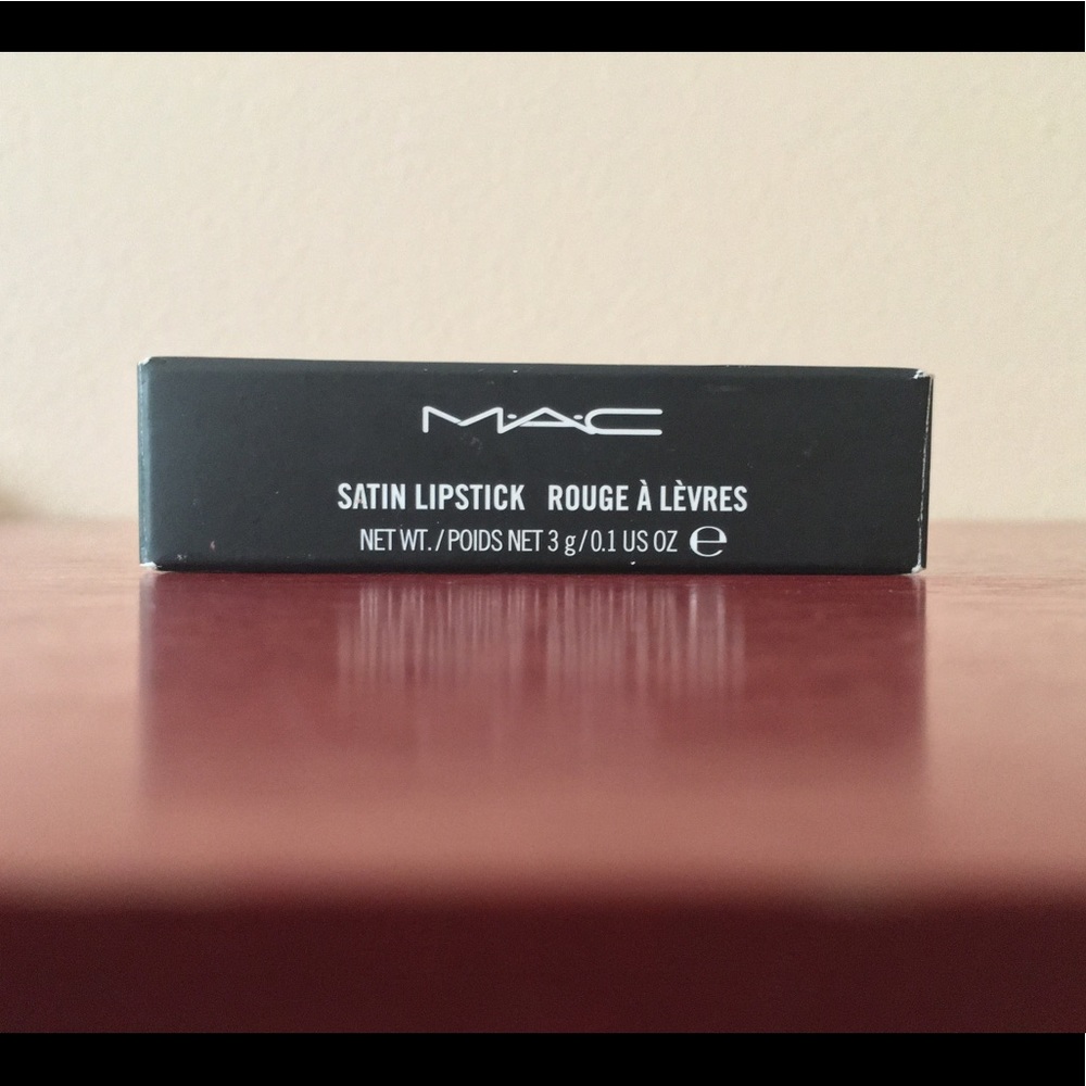 M.A.C Satin Lipstick: MAC RED